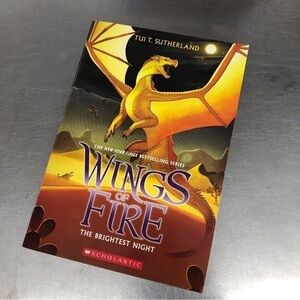 Wings of Fire: The Brightest Night by: Tui T. Suterland, paperback book